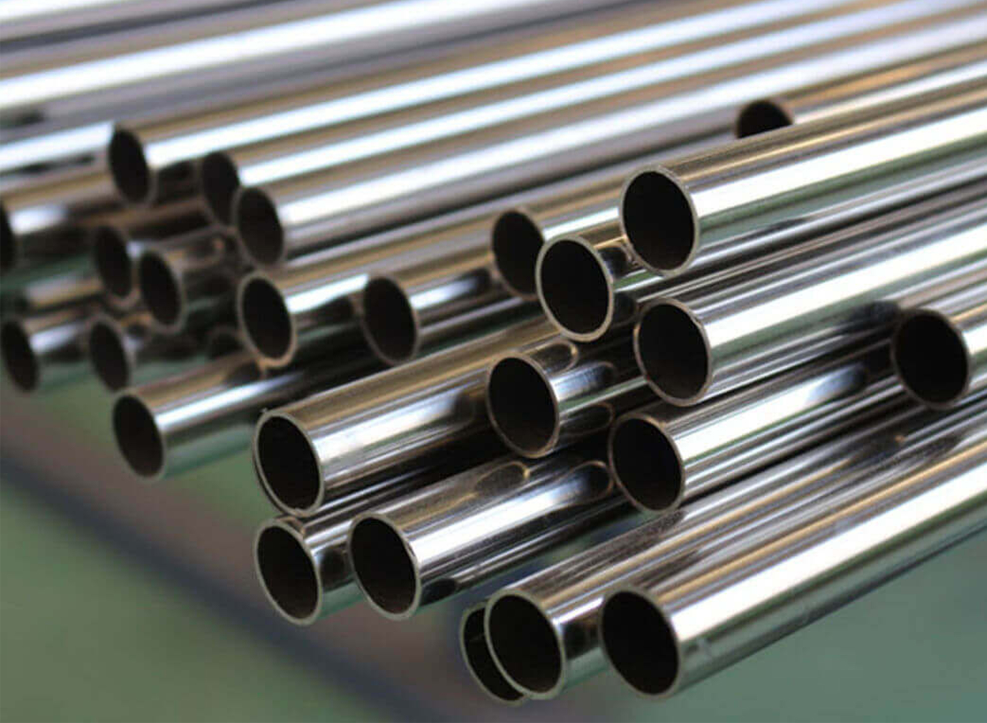 Is Inconel stronger than stainless steel?